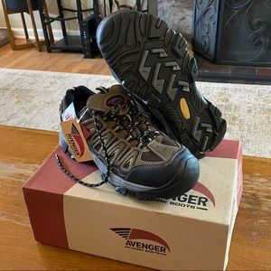 Women’s Avenger Safety Toe Boots